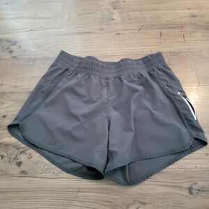 Zyia Active Zipper Shorts size large